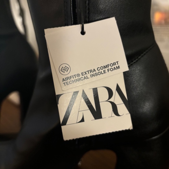 Zara Curved Heel Platform Boot - Picture 4 of 5